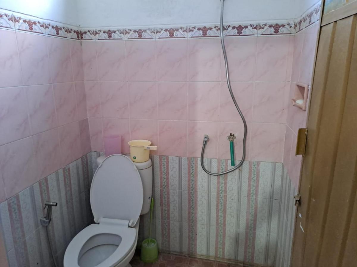 Indo Homestay Malang Exterior photo
